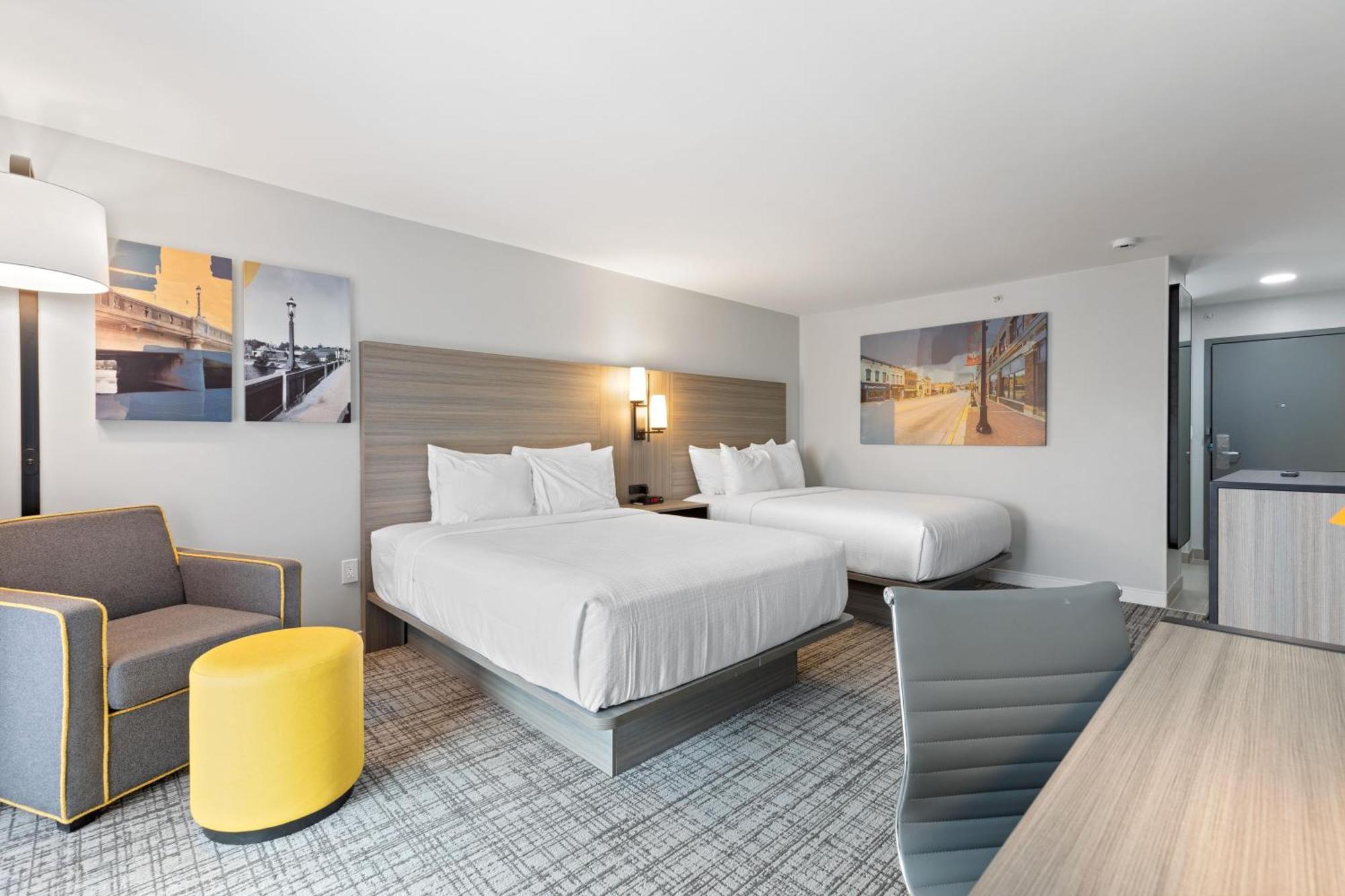 Best Western Plus Elgin - Chicago West Dundee Exterior photo